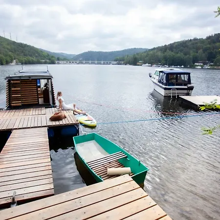 Houseboat Mali Feriehus Slapy (Prague-West)