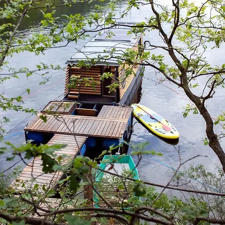 Feriehus Houseboat Mali *
